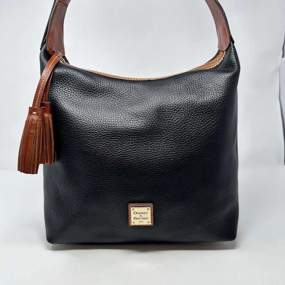 Dooney & Bourke Pebble Grain Paige Sac Black Hobo Tassel Shoulder Bag